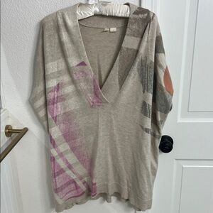 Moth Anthropologie V-Neck Sweater in Beige and Pink - Size Small